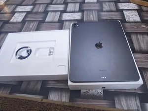 Apple iPad Pro 13 256 GB in Basra
