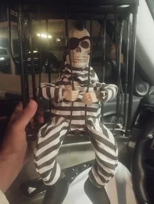 شوف الفيديو Used - Good condition 5 kd (Halloween Cage Ghost)