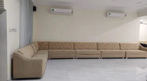 كنب للبيع بحالة جيدة sofa for sale