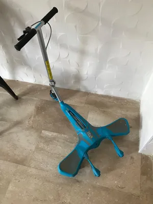 سكوتر استخدام بسيط عالي الجوده ماركه اصليه