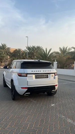 Land Rover . Range Rover Evoque . 2016 . Used0