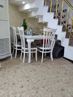ميز ابيض ماليزيا مع الكراسي 6..مندر نفرين ماليزي طبلات قنفات للبيع
