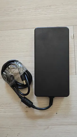 شاحن dell 240 واط