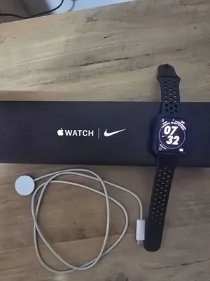 Apple Watch Series 7 (with Nike Sport Band) + Charger+screen protector+ case - flawless Condition