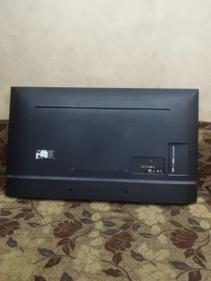 شاشه ال جي سمارت مكسوره