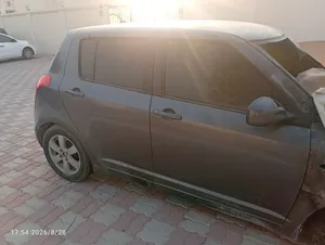 سوزوكي للبيع قطع غيار