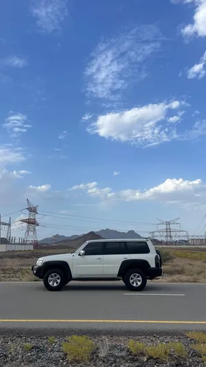Used Nissan Patrol in Al Dakhiliya