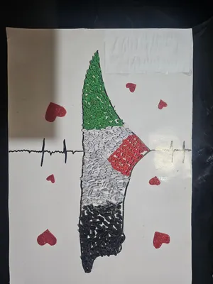 عمل مدرسي لخارطة فلسطين ورقية
