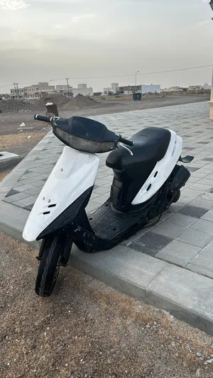 هوندا دايو تو للبيع 70 شغاله ما يباله شي عليها كمبيوتر نظيفه قابل للتفاوض بالمعقول للجادين او بدل