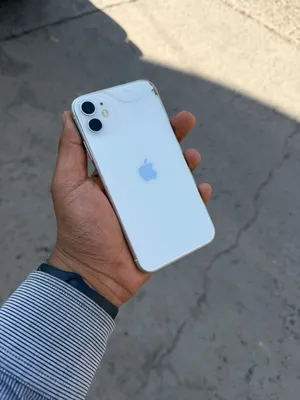 Apple iPhone 11 64 GB in Ibb