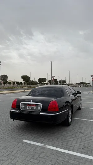 لينكولن تاون كار لارج ليمتيد ادشن 2011