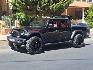 jeep Gladiator Rubicon soft top convertible كشف