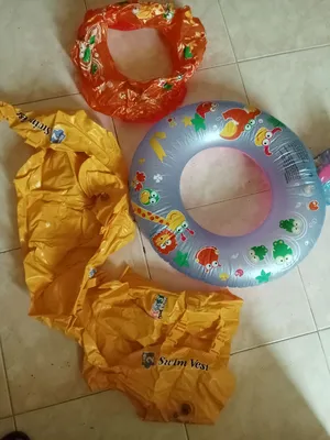 swim vest fo children