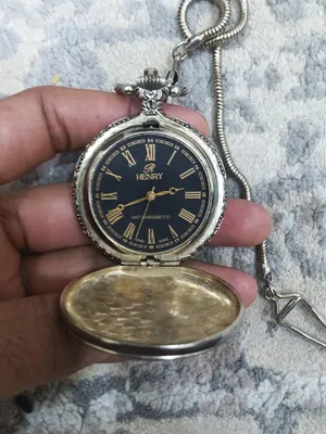 ساعة قديمة