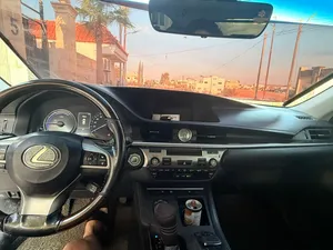 لكزس موديل 2017