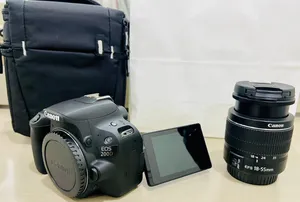 Canon 200D like new