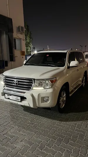 للبيع استيشن 2013 GXR V8 صبغه وكاله