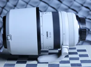 Canon Lens RF 70/200 F2.8 L IS USM in very good condition