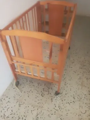 سرير اطفال