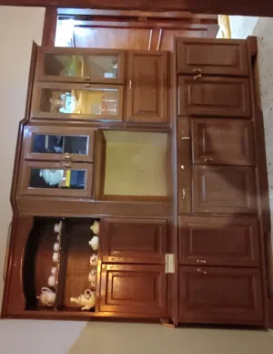 مكتبة محلية بلوح إيطالي