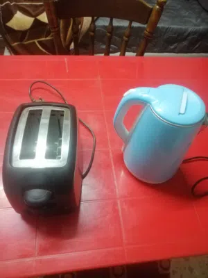 ماكينة توست كينوود اصلي + كاتيل مستعملين للبيع