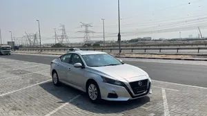 Used Nissan Altima in Dubai