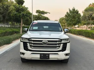 Toyota Land cruiser VXR GCC model 2024 full option
