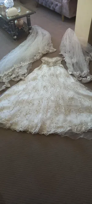 فستان سهره للبيع
