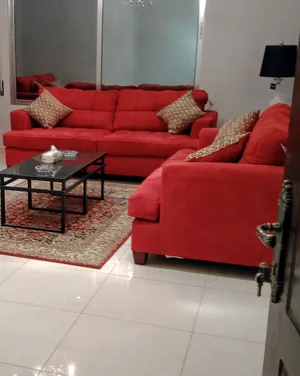 طقم طاولات قهوه مكون من ثلاث طاولات زحاج