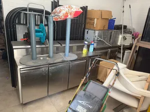 بيع معدات مطبخ ومقهى مستعملة Sale of Used Kitchen & Café Equipment