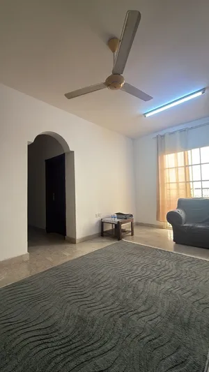 شقة للبيع ف صلاله منطقة الوادي