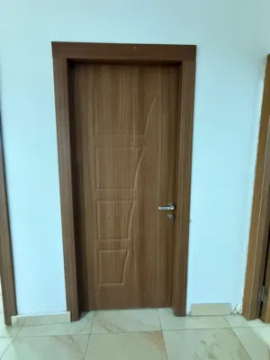 ابواب تركية جديدة بالاكسسوارات كاملة ماعدا القفص للبيع