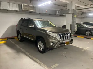 2015 Toyota Prado VXR in great condition with full service history by Al Futtaim