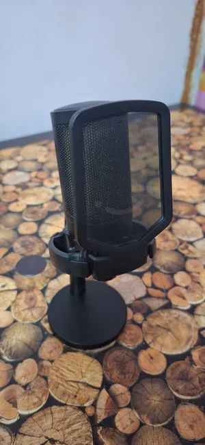 MIC FIFNE A6 استعمال نظيف ب 60 الف و بي مجال حق الطريق