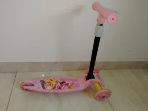 سكوتر بناتي قابل للطي