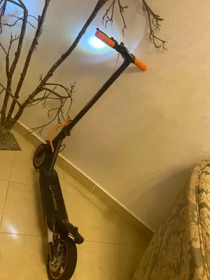 للبيع 650مع الكرسي 700