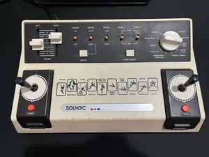 جهاز ألعاب Soundic قديم