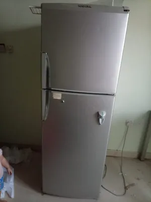 اغراض للبيع بدواعى السفر
