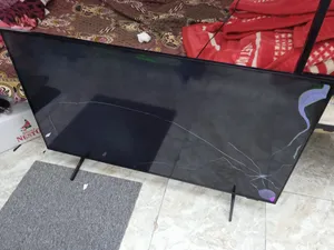 Samsung smart led TV 42 screen broken