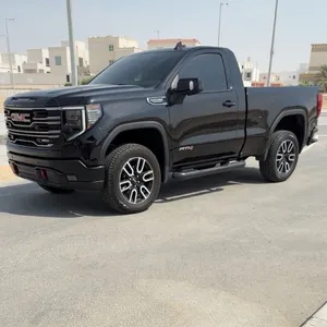 Used GMC Sierra in Abu Dhabi