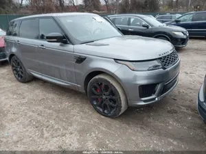Used Land Rover Range Rover Sport in Sharjah