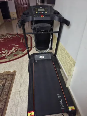 مشايه كهربيه متعددة السرعات مزوده بلوحة تحكم إلكترونيه ملحق بها حزام تخسيس