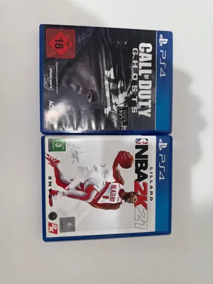 used ps4 slim 1t (2 controllers) latest software update + 2 games