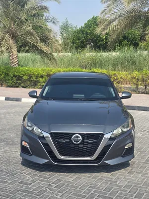 Used Nissan Altima in Ajman