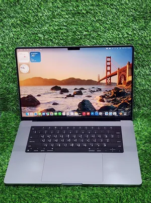 MacBook Pro A2485 M1 Pro Processor 16gb Ram 1tb ssd 16-inch Ratina Golden Gate OS