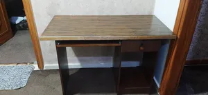 طاولة مكتب كرسي مستعمل