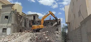 هدم مباني سكنية ومجمعات تجارية وشراء جميع انواع السكراب في جميع أنحاء المملكة