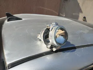 عدسة فنار كيا لوتزي 2010 مكحل
