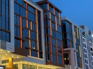 مكتب للايجار في مسقط هيلز  Office for rent in Muscat hills  big offers   عروض حصرية