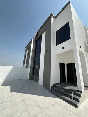 348 m2 More than 6 bedrooms Villa for Sale in Muscat Amerat